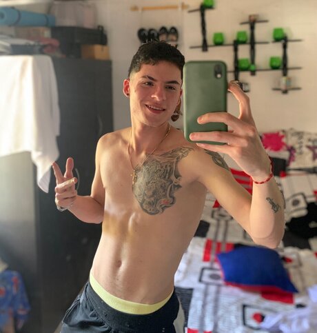 Jonathan G mez model porn picture