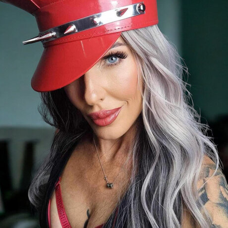 Mezakeen hd pornstar photo