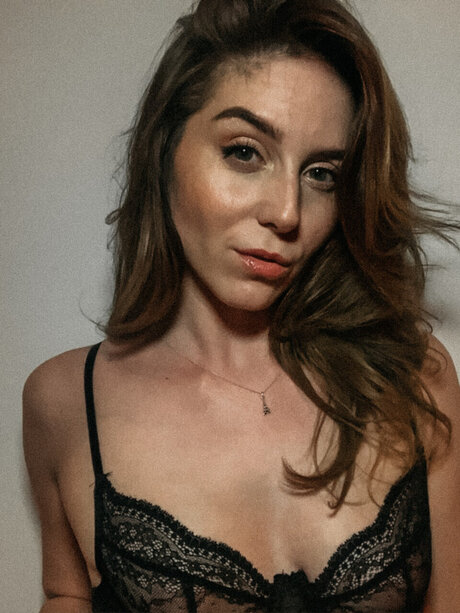 Fabienne nude pornstar image