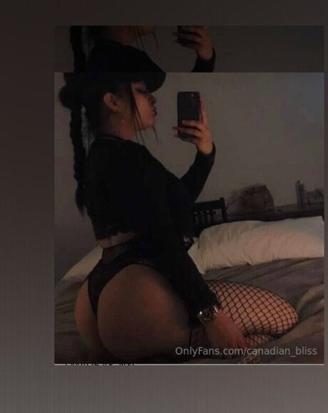 SnowBunny007 model beautiful img