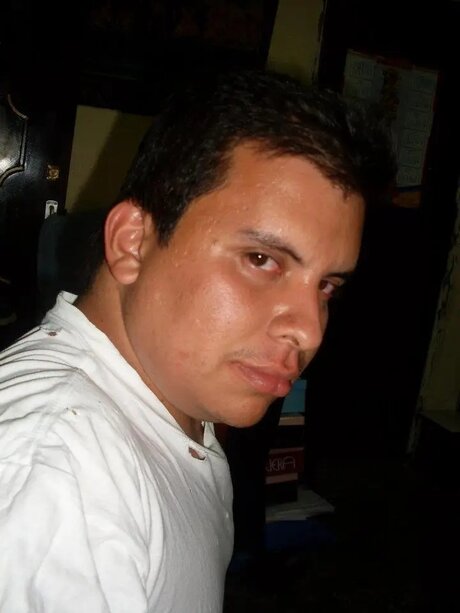 Smilem aguilera Lucas boy_ model pretty photo