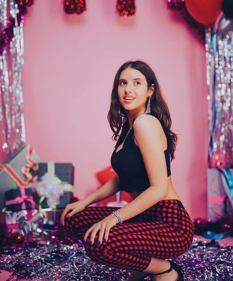 Yuval Hofesh star nice archive