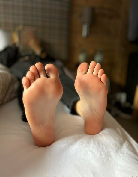 emmas world art model img