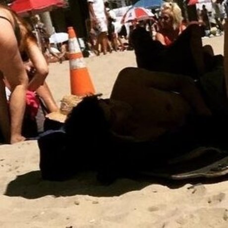 Elleloren21 free actress pic