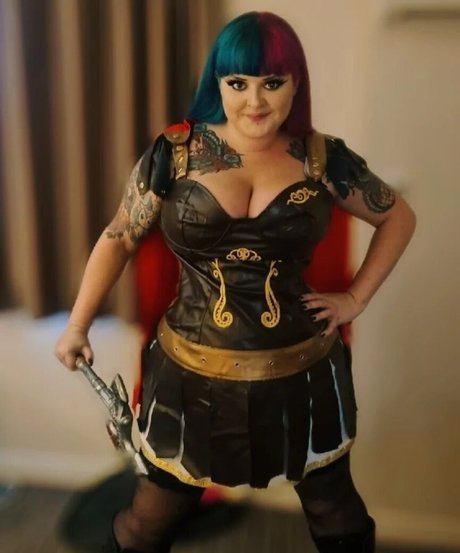 Gothabilly queen perfect model pic