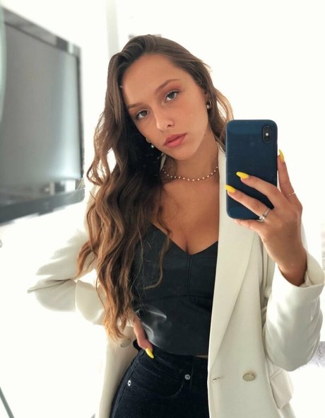 ilovemaria model sexy img