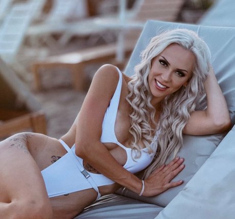 blondymissjuly top actress picture