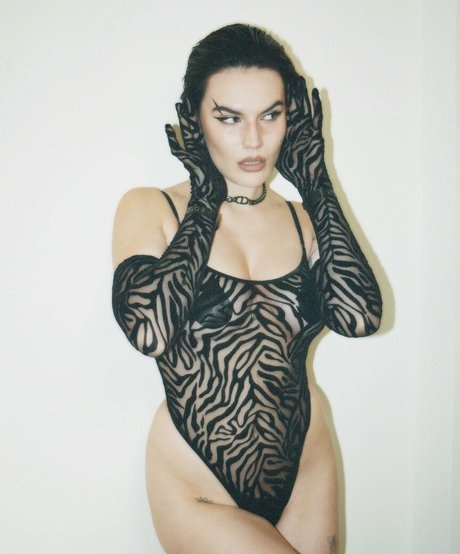 Marthe Woertman pretty star pic