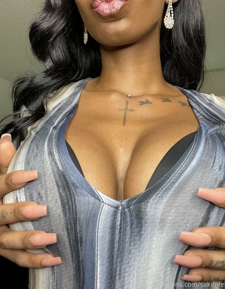 sakifree sex model pictures