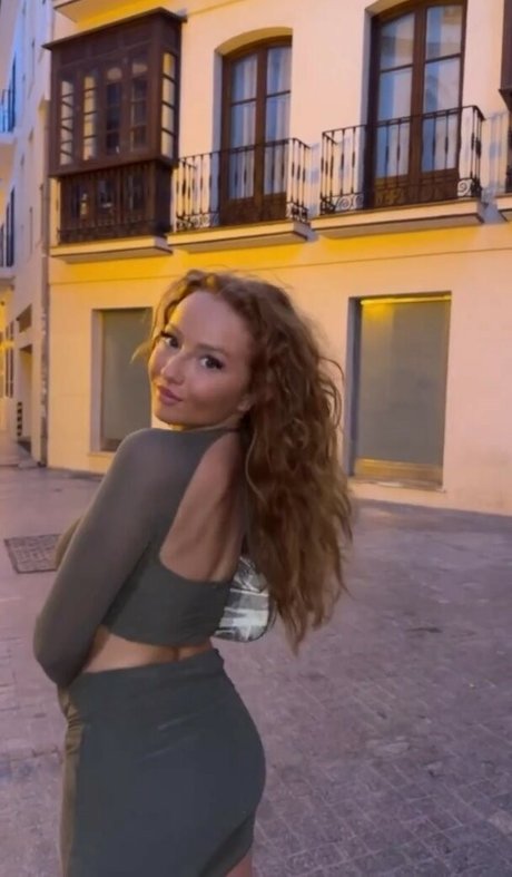 Ilonaaln free model img