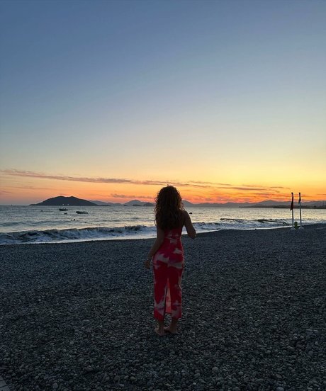 Ilonaaln model pornographic galleries