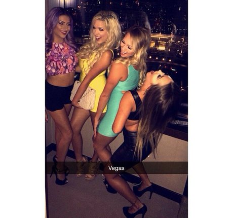 Amber BeIarski xxx model pics