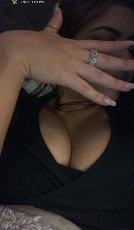 Vicky Escobar hd pornstar archive