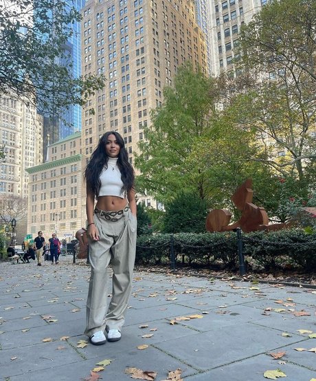 Italia Bradley star naked pictures