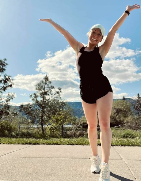 Olivia RumIey sexy pornstar galleries