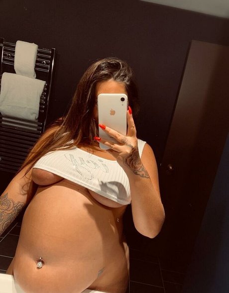 Goddess Shar sexy star pics