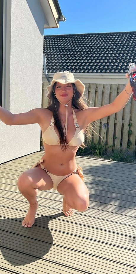 Delaina Kilduff porn actress pictures