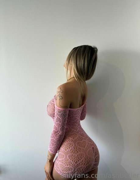 ashbutler model nudes photo