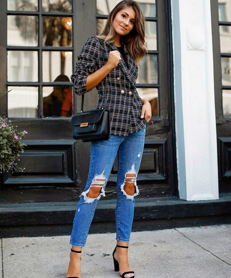 Hailey Lower star sexy picture