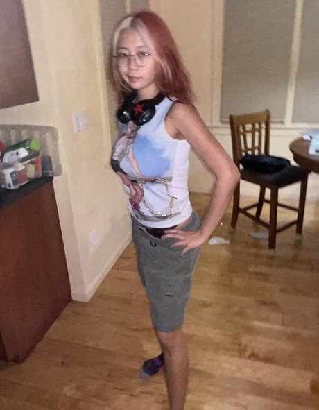 hollyliangg model sexy images