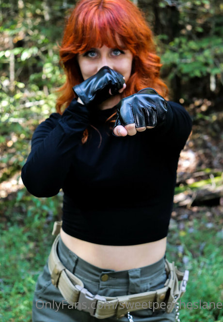 sweetpeacheslane nudes model gallery