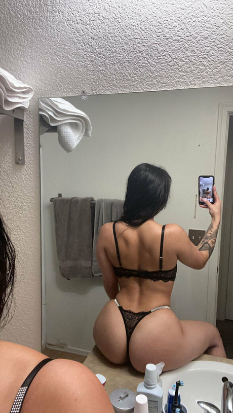 Lilibaby18 nude actress picture