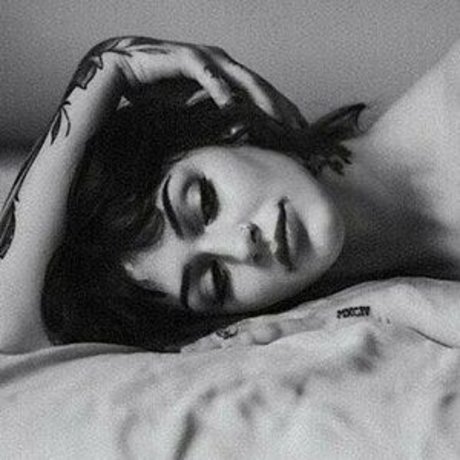 Everestthemountain exclusive model archive