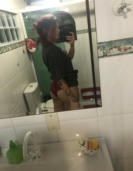 Agnees Monteiro pretty actress gallery