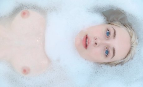 Nanno Choo ASMR sex model image