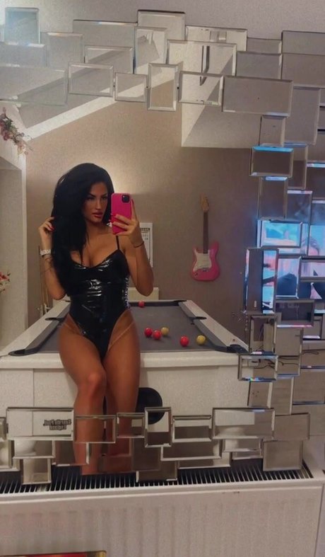 Samantha West star erotic gallery