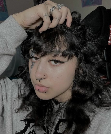 Suedmza pornstar sexy photos