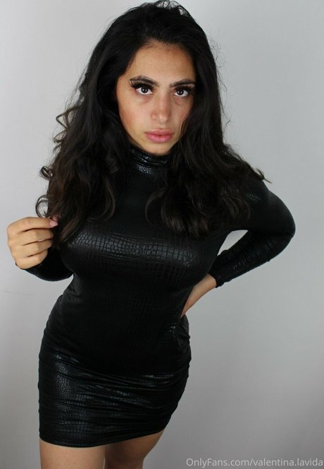 valentina lavida adult model pic