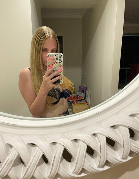 Stephanie Miller exclusive actress gallery