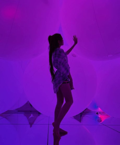 Wanderlustss erotic actress pics