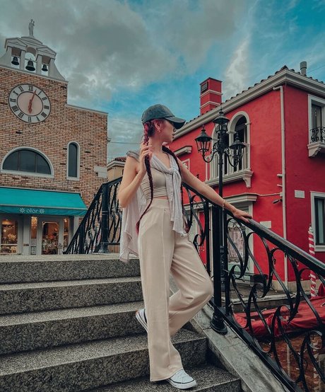 Wanderlustss exclusive actress images