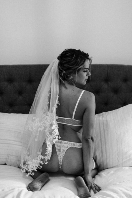 Wolfgang s Wife model xxx image