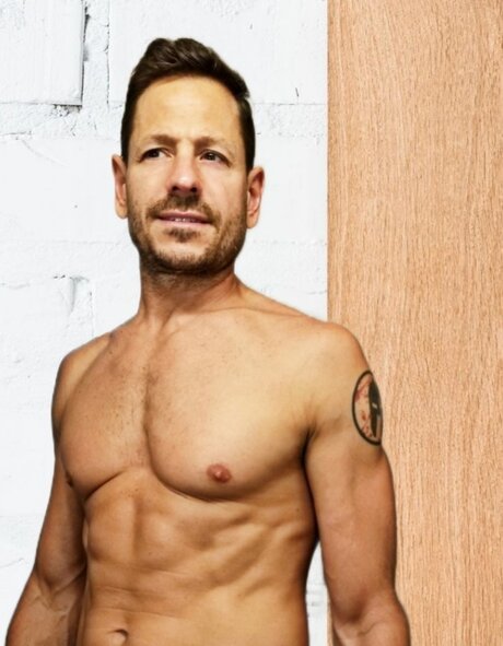 Fit Naked actress images