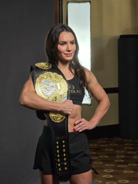 Lili ferreira pornstar hd img