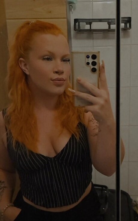 Dirtydiana23 sexy actress photo