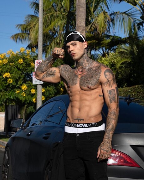 Yamil Meluk sex pornstar pics