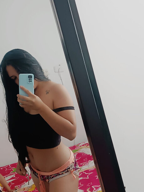 Angiie Sanchez model beautiful image