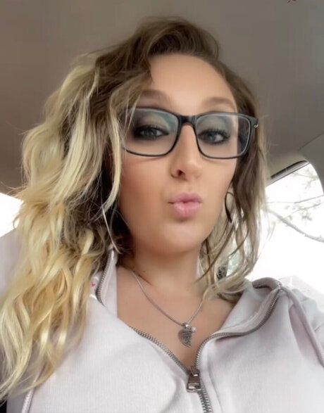 _CANDY nude model photos