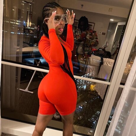 Savahanna Hunt erotic star picture