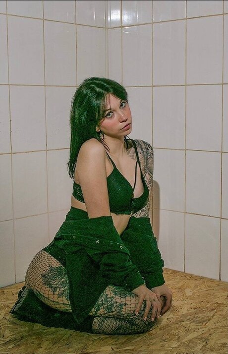 Punk Kira free pornstar img