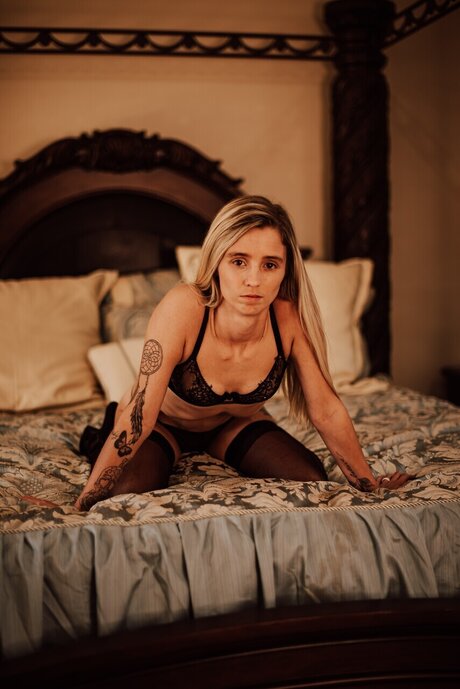 OneOfAKind_ nice model photos