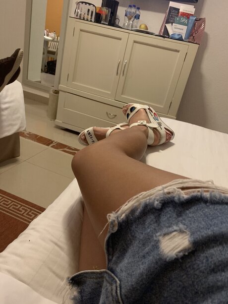 Secrets Queen free star photos