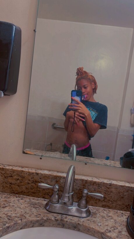 Masochist porn star pic