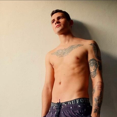 Nicolas Javier Fernandez star erotic picture