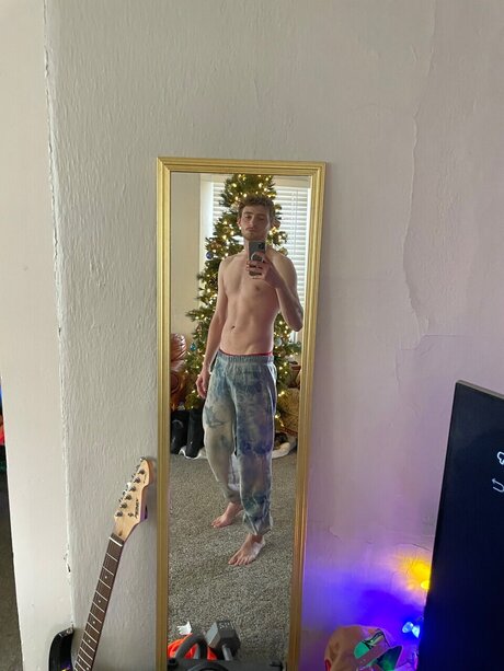 D Th m_ sex actress pic