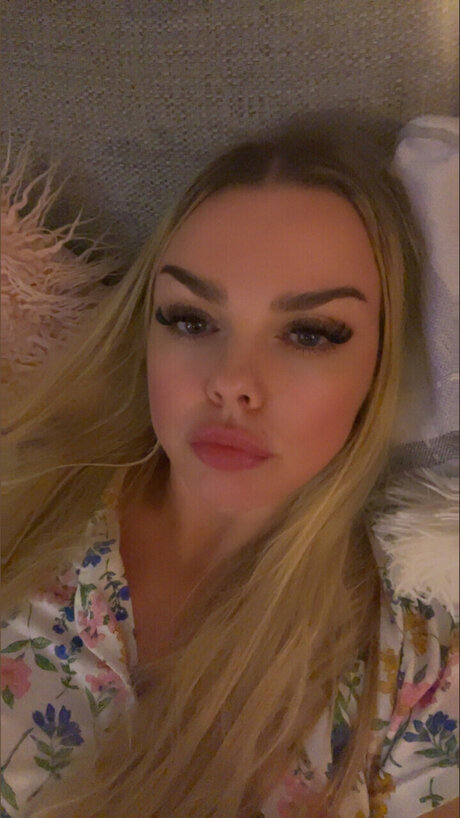 Baby Peach_ sex actress archive